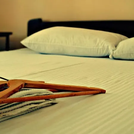 Hotel Central & Cafe Lviv